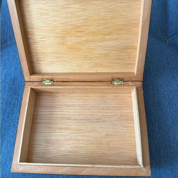 Vintage Turkish/Arabic Marquetry Wooden Trinket/Jewlery Box. Unisex. - Picture 5 of 6